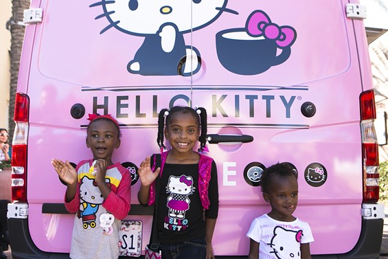 A Closer Look at the Hello Kitty Cafe Truck – OC Weekly