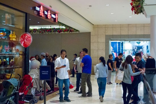 South Coast Plaza Looks a Lot More Chinese These Days–And It's Not By  Accident – OC Weekly