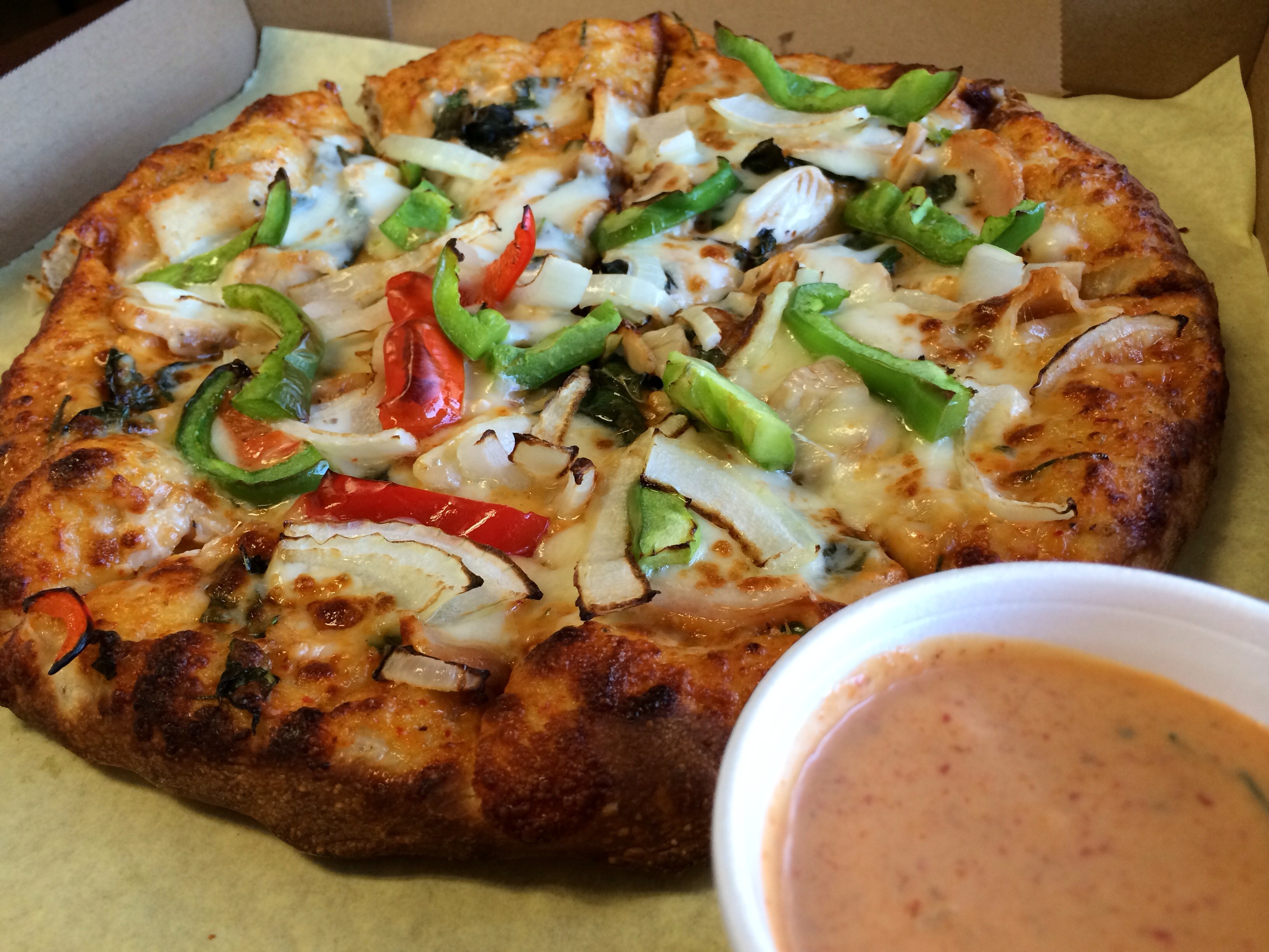 100 Favorite OC Dishes, #47: Dean&amp;#39;s Thai Curry Chicken Pizza – OC Weekly