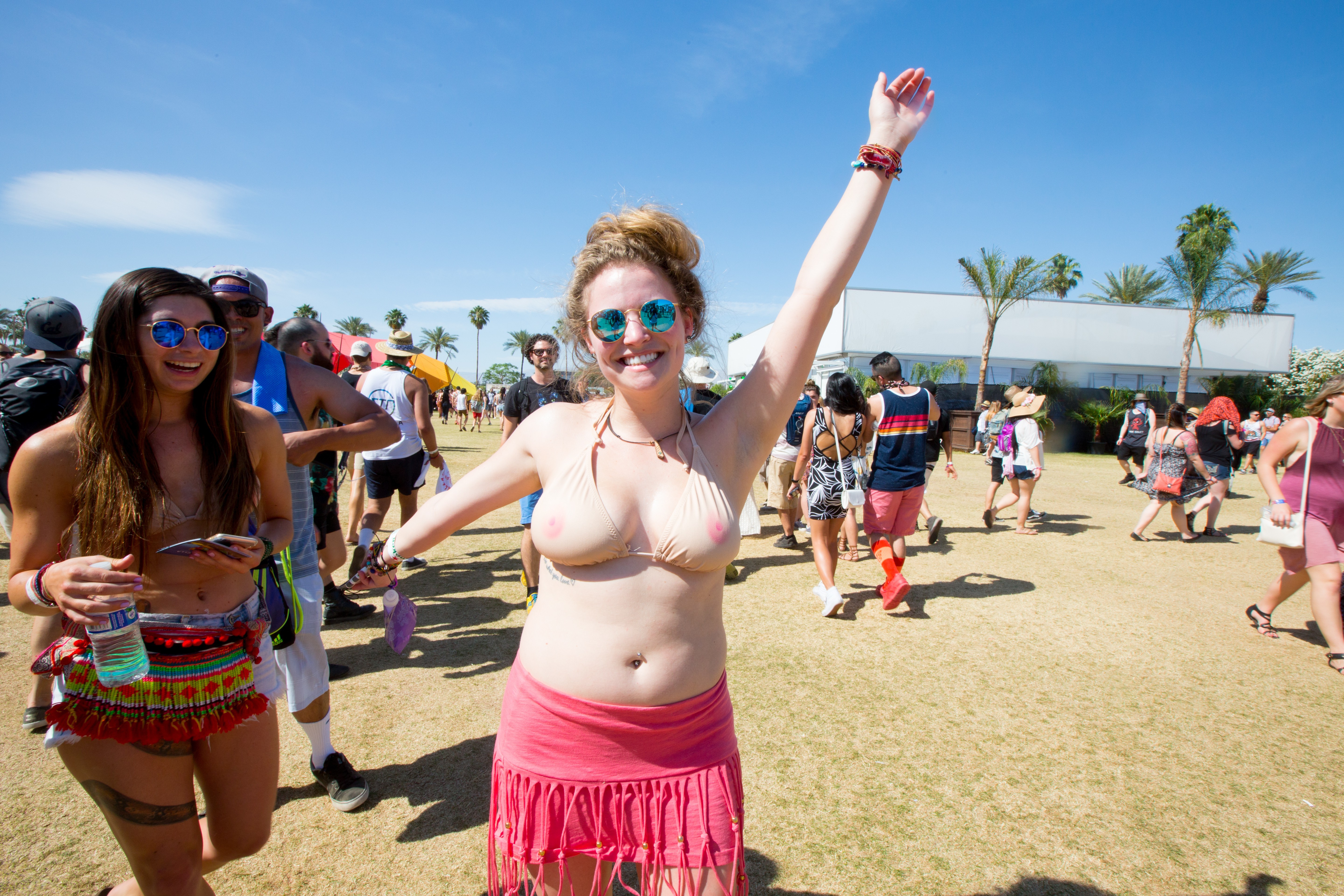 Coachella: Let’s get naked! 