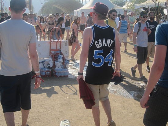 Guys wearing NBA jerseys to Coachella need creativity