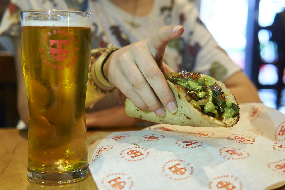 tacos y cerveza shirt